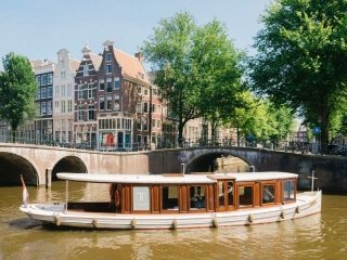 ‘Ondine‘ authentic luxury canal tour boat