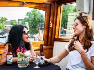 Rondvaart met bier proeven Craft Beer Boat Tour